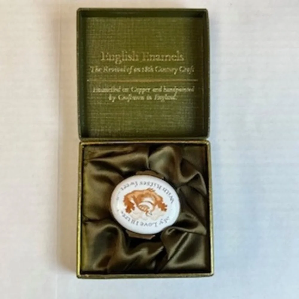 Crummles English Enamels Mourning Dove Trinket Box My Love Ill Treat With Kisses - Picture 8 of 9